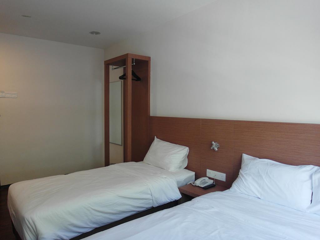 Nagoya Inn Hotel Kuah Luaran gambar